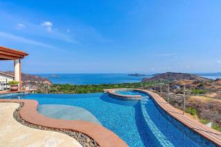 Oceanview Villa - Infinity Pool - Gated Community - Playa Hermosa - 2