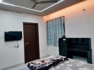 Skyline View Suite - 2