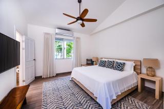 Renovated Family Home BBQ - Pool - Playa Grande - 5
