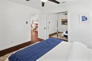 Glendale Hills Hideaway - 1