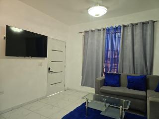 Victor Malecon 1B - 1