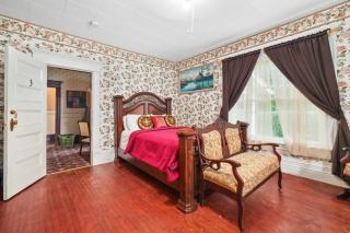 Marmora and Lake Inn and Victorian Diner - 5 Grand Victoria Suites- Level 2 - Marmora - 9