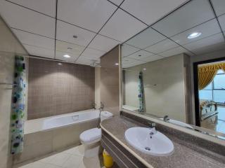 Sunset Sea view Furnish Apartment - Ajman - 5