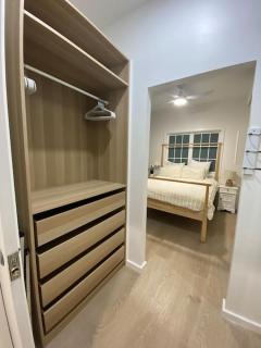 Stunning Burleigh Heads Studio - Gold Coast - 4