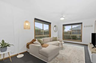 Grovedale Home Away From Home - 9