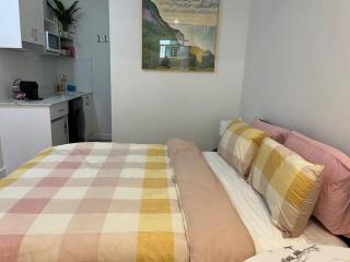 Convenient studio - Surry Hills - Sydney - 7