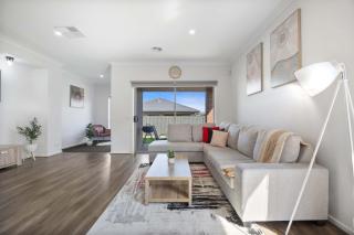 Modern Family Home in Lucas with Free WiFi - Cardigan - 5