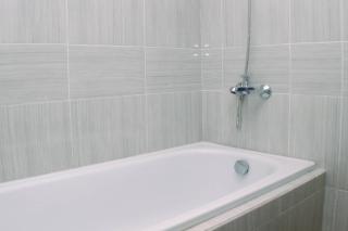 Comfort 1BR at Vasanta Innopark Apartment By Travelio - 6