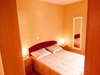 Apartment with balcony and 1 room - Jelsa - 5