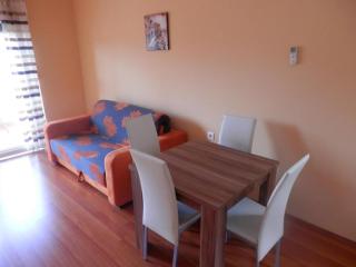 Apartments St Rialto - Comfort One-Bedroom Apartment with Balcony and Sea View - Jelsa - 0