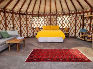 Mountain Yurt, Stunning Views, Near Wanaka - Hawea Flat - 0