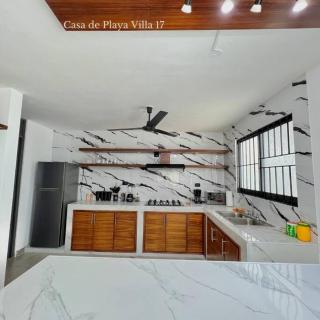 Casa Ideal cerca a Playa Miramar - 0