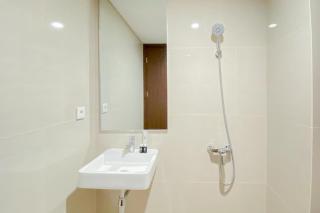 Simply Look Studio Room Vasaka Solterra Apartment By Travelio - Jakarta - 1