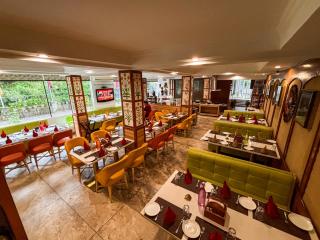 Asia Spa Resort Centrally Heated for Your Comfort Just a 10-minute drive from McLeod Ganj Market - 1