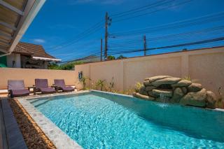 Coral Lagoon Pool Villa Rawai - Adult Only - Strand Rawai - 0
