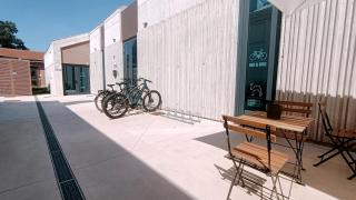 Bed & Bike Hostel - 2