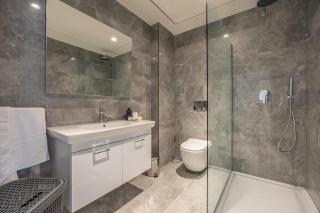 Piazza Panorama In The Island's Tallest Landmark - 2