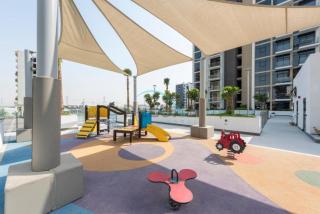 Charming Studio in Azizi Riviera 41, Al Merkadh by Deluxe Holiday Homes - Dubai - 4