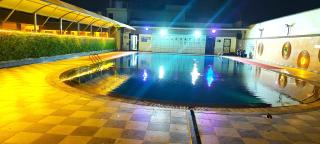 THE CARNATION HOTEL & Resort - 7