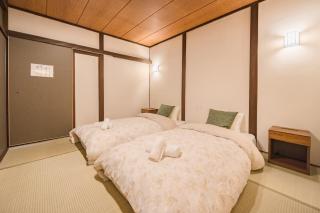 Fox inn 2F 3 mins from Hanazonocho - 0