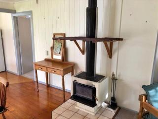 Kauri post cottage - 9