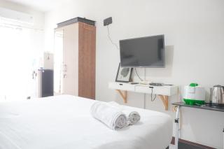 Warm and Tidy Studio at Cinere Resort Apartment By Travelio - Depok - 8