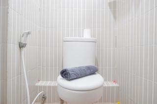 Warm and Tidy Studio at Cinere Resort Apartment By Travelio - Depok - 6