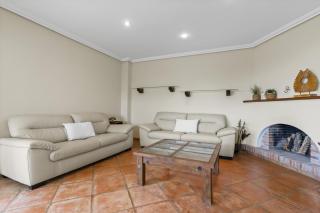 Villa de lujo y piscina climatizada - Puente Arce - 5