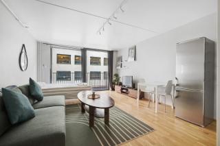 Super Central Studio near Train and Buss - Oslo - 1