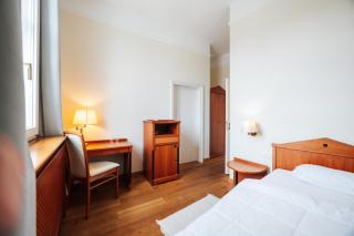 Celine Hotel - Schwetzingen - 3