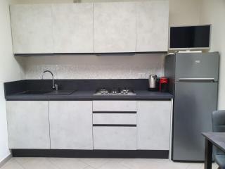 Alfieri Grey - 6