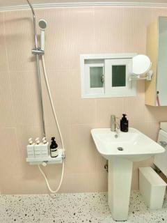 stay sosom #convenient traffic #adjacent to the center - Daegu - 3