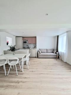 NEW Bel appartement avec jardin - 0