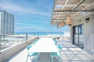Glam 4BR Overlooking Banana Beach by HolyGuest - Tel Aviv - 9