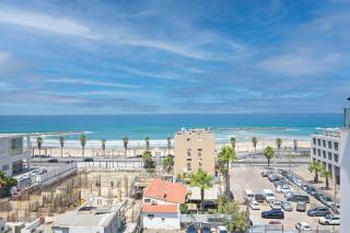 Glam 4BR Overlooking Banana Beach by HolyGuest - Tel Aviv - 5