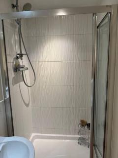 Spacious 1BD Orpington Flat, 20 min to Central LDN - Orpington - 1