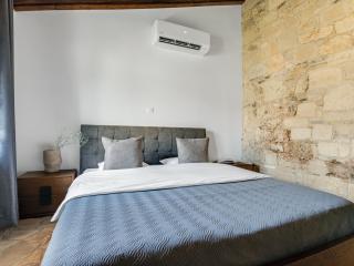 Andre Marie Stonewood Retreat - Limassol - 3