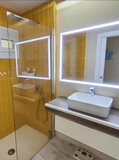 Sea View Apartament - 8