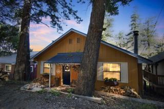 Eagle's Nest - Hot Tub, Deck & Prime Location cabin - Cloudcroft - 3