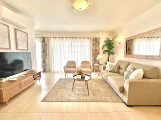 Lovely beachfront apartment with Aircon/WIFI - Portimão - 3
