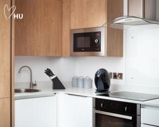 Boutique 2bdrm Suite on Marina- 203 - Hull - 8