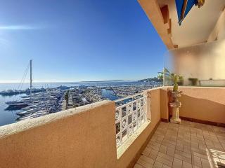 Grand Palais - 4 couchages - 1mezzanine - Vue mer - Golfe Juan - 0