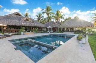 New Cap Cana Tropical Villa at Punta Espada With Private Cook, Housekeeping, Exclusive Beach Club Access - Punta Cana - 0