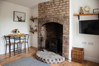 COSY COTTAGE ON BERNARDS HILL by SHIRE STAYS - Bridgnorth - 6