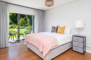 Exquisite 4 Bedroom, Constantia Home - Cidade Do Cabo - 4