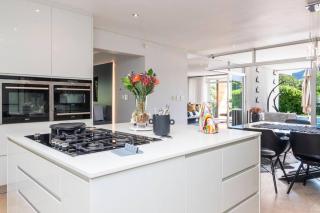 Exquisite 4 Bedroom, Constantia Home - Cidade Do Cabo - 3