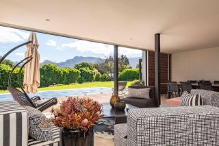 Exquisite 4 Bedroom, Constantia Home - Cidade Do Cabo - 1