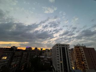 Luxury 2 bedroom apt with a balcony in the small center at Koghbatsi 16, New Building - Erevan - 2