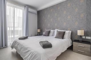 Chic Downtown Hideaway - 0