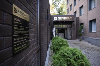 Resident Hotel Kazybek Bi - Almaty - 9